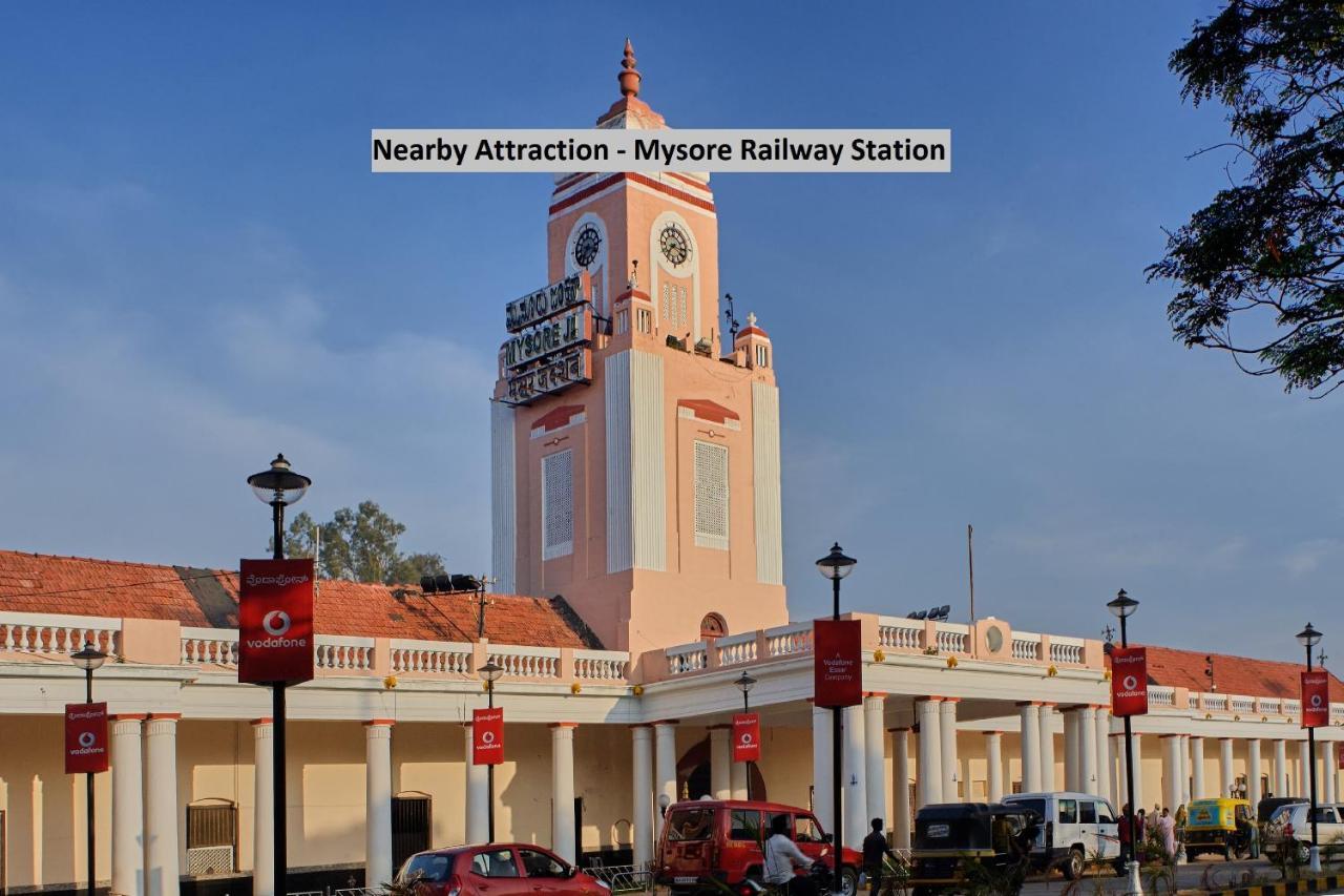 Oyo 6447 Samasth Rooms And Suites Mysore Luaran gambar