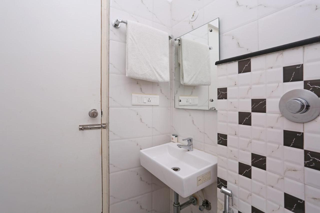 Oyo 6447 Samasth Rooms And Suites Mysore Luaran gambar