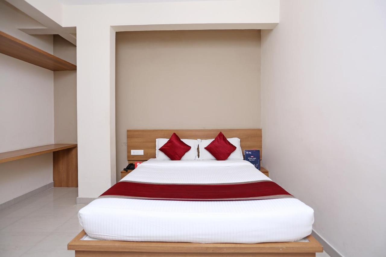 Oyo 6447 Samasth Rooms And Suites Mysore Luaran gambar